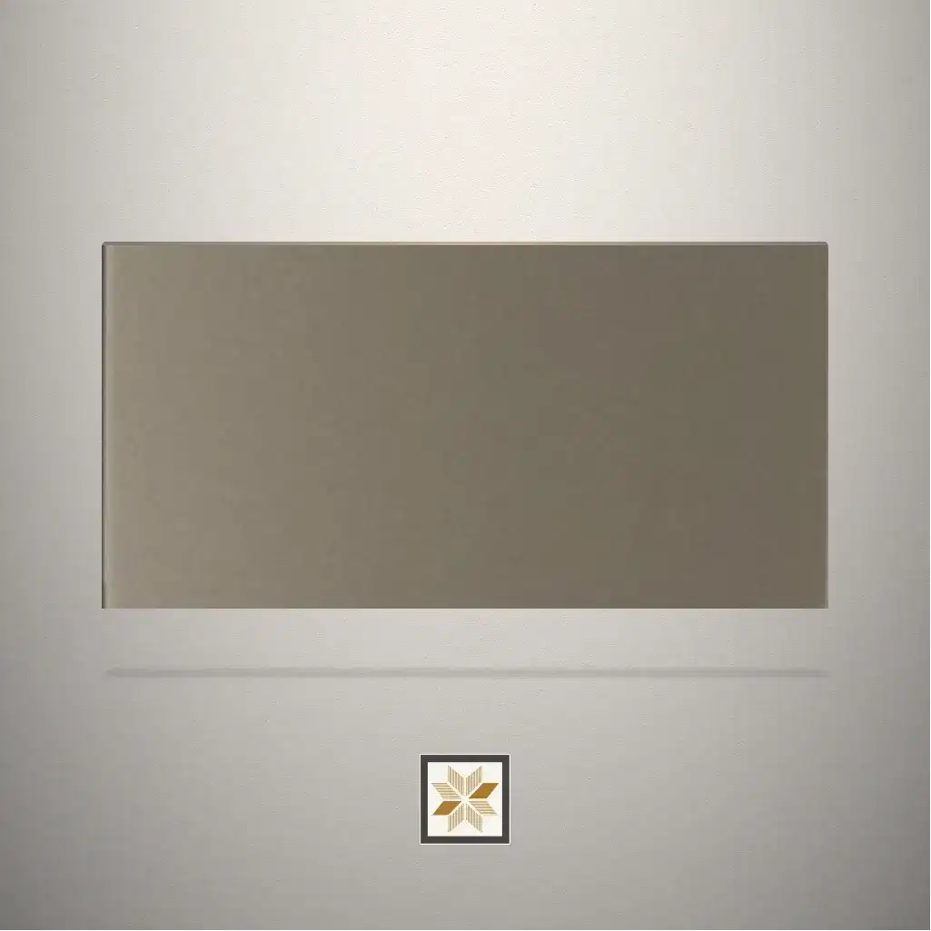 High Gloss Solid Color Grey Laminate (8x4 feet,1.5 mm): LM-19773-0